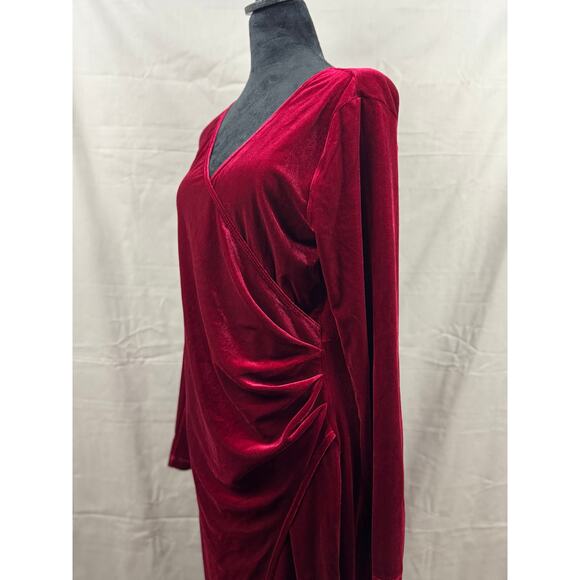 Halara Sangria V Neck Long Sleeve Ruched Split Velvet Midi Casual Dress, Size L - Picture 3 of 7